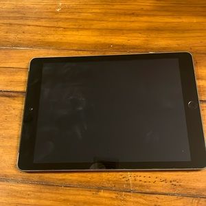 Apple iPad 5th Generation